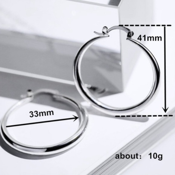 NEW 18K White Gold Plated  1.5” Round Hoop Earrings - Picture 3 of 3